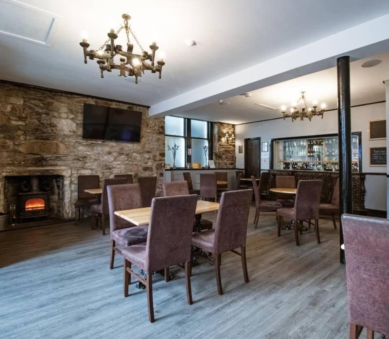 The Ben Mhor Hotel, Bar & Restaurant Grantown-on-Spey Eksteriør bilde
