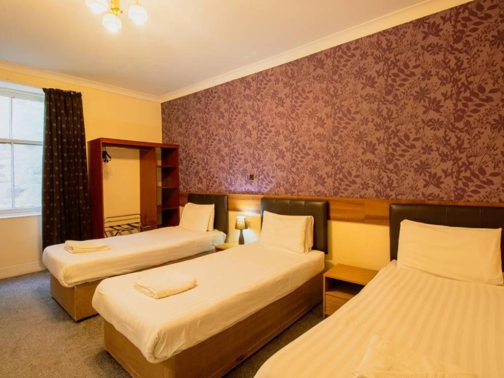 The Ben Mhor Hotel, Bar & Restaurant Grantown-on-Spey Eksteriør bilde