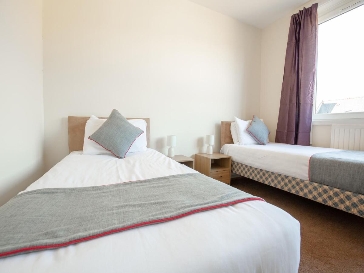 The Ben Mhor Hotel, Bar & Restaurant Grantown-on-Spey Eksteriør bilde