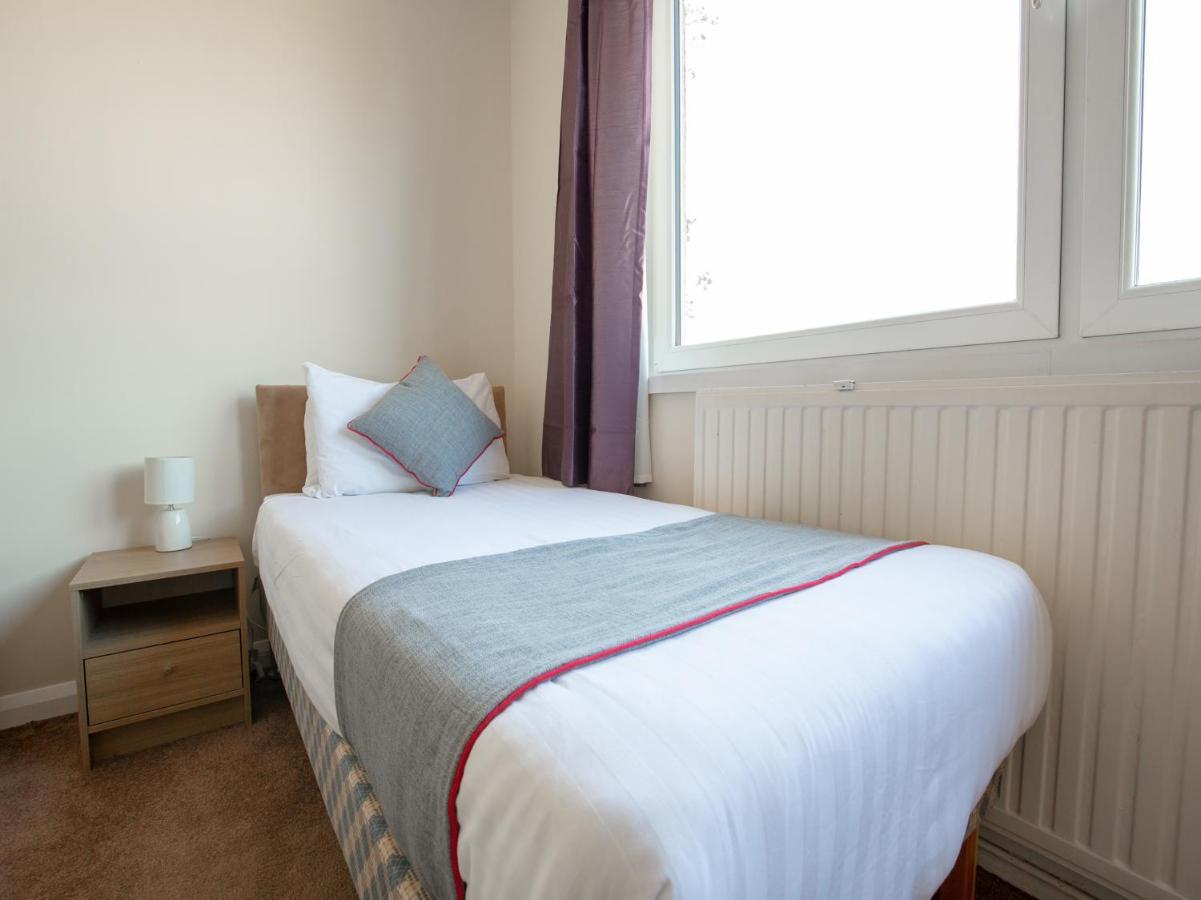 The Ben Mhor Hotel, Bar & Restaurant Grantown-on-Spey Eksteriør bilde