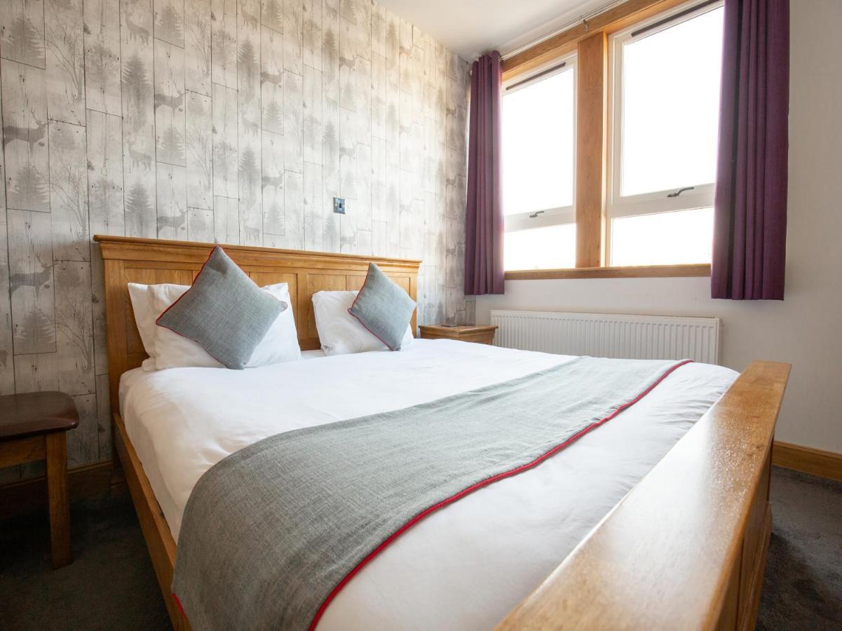 The Ben Mhor Hotel, Bar & Restaurant Grantown-on-Spey Eksteriør bilde